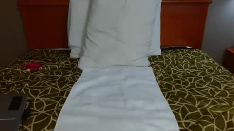 John online show from November 2025 12:10:01 AM