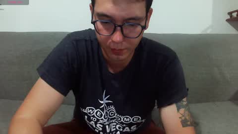 Lobo online show from July 2026 02:33:02 AM