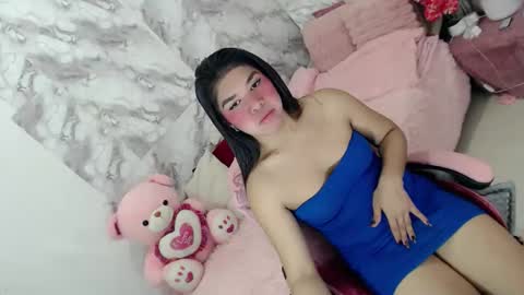 Thea online show from December 2025 08:51:01 PM