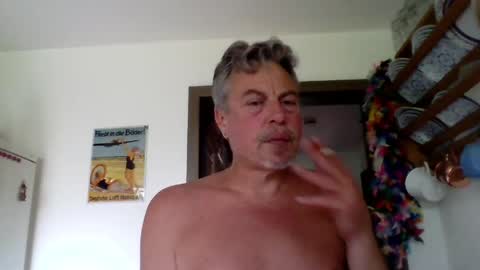 Snapshot of lofe_1978 chatting on June 2026 06:39:01 AM lofe_1978 online show from June 2026 06:39:01 AM
