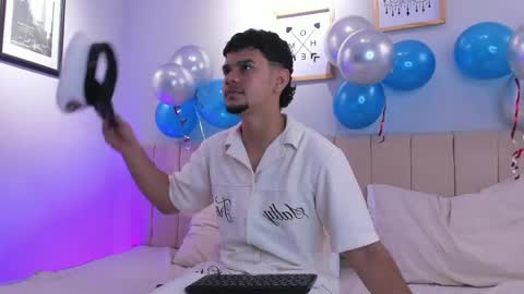 Snapshot of logan_9_ chatting on April 2026 04:57:02 AM logan online show from April 2026 04:57:02 AM