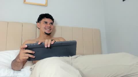 Snapshot of logan_9_ chatting on July 2026 11:00:01 PM logan online show from July 2026 11:00:01 PM