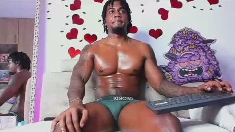 LOGAN DRAKE online show from July 2026 10:45:01 PM