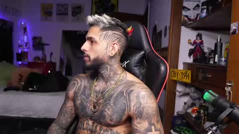 logan_hugh8 online show from April 2026 01:41:02 AM