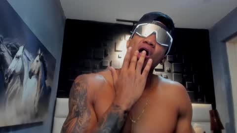 Snapshot of logan_varela chatting on December 2024 02:05:02 PM logan_varela online show from December 2024 02:05:02 PM