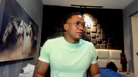 Snapshot of logan_varela chatting on December 2024 10:55:02 PM logan_varela online show from December 2024 10:55:02 PM