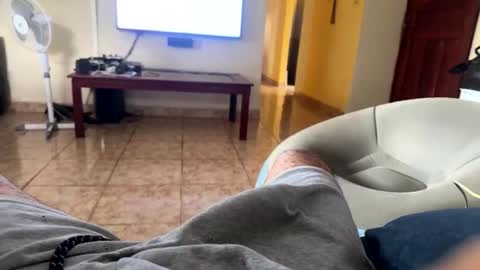 logandaimond online show from November 2025 03:34:01 PM