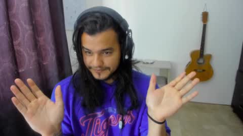 Logan online show from February 2025 06:08:02 PM