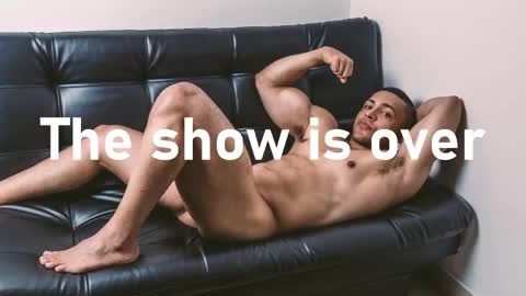 Snapshot of loganmartinx chatting on May 2026 01:02:04 AM loganmartinx online show from May 2026 01:02:04 AM