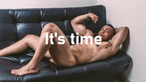 Snapshot of loganmartinx chatting on May 2026 10:37:01 PM loganmartinx online show from May 2026 10:37:01 PM