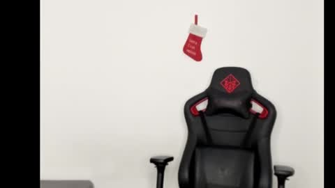 Snapshot of logannick chatting on December 2024 07:58:01 AM Logan online show from December 2024 07:58:01 AM