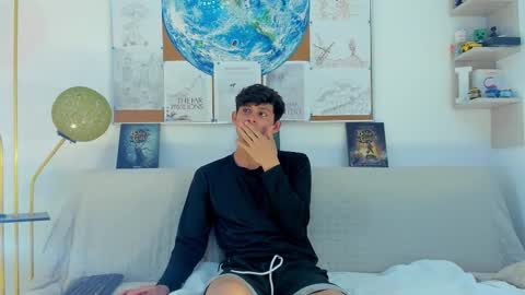 loganoficialx online show from February 2026 05:11:02 PM