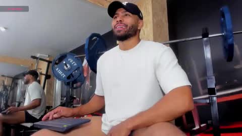 U can call me Logan online show from September 2025 02:33:02 AM