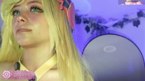 Snapshot of loidjanne chatting on June 2026 11:54:01 PM Janne Miller 9pm to 3am GMT-5 online show from June 2026 11:54:01 PM