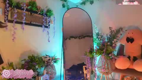 Snapshot of loidjanne chatting on July 2026 11:40:02 PM Janne Miller 9pm to 3am GMT-5 online show from July 2026 11:40:02 PM