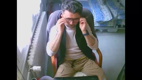 lokoum39 online show from March 2026 01:06:02 PM