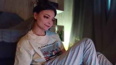 lola online show from February 2026 09:59:01 AM