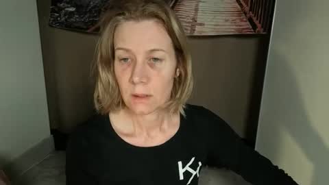 lola_belgium online show from April 2026 06:13:01 AM