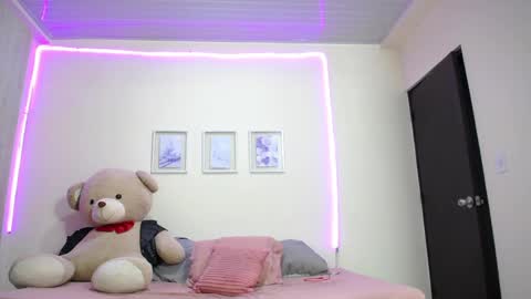 Lola Calypso online show from March 2026 02:06:01 AM