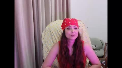 Snapshot of lola_creolla chatting on June 2026 02:45:01 PM lola online show from June 2026 02:45:01 PM
