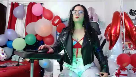 lola_fiery online show from February 2025 04:11:01 AM