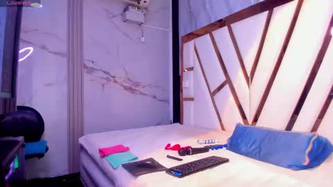 Snapshot of lola_hornei chatting on June 2026 11:36:02 AM Lola online show from June 2026 11:36:02 AM
