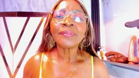Snapshot of lola_hornei chatting on July 2026 12:31:02 PM Lola online show from July 2026 12:31:02 PM