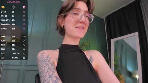 Lola online show from January 2025 05:45:02 AM