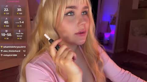 Snapshot of lola_razee chatting on April 2026 09:39:33 PM lola_razee online show from April 2026 09:39:33 PM