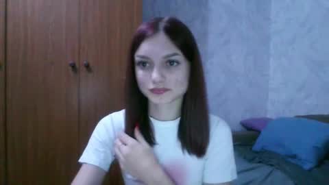 Snapshot of lola_sweetglow chatting on July 2026 08:01:01 PM lola_sweetglow online show from July 2026 08:01:01 PM