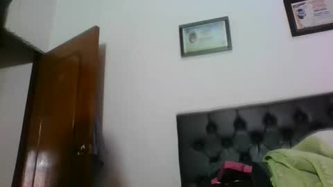 Lolaaaa  online show from March 2026 05:06:02 PM