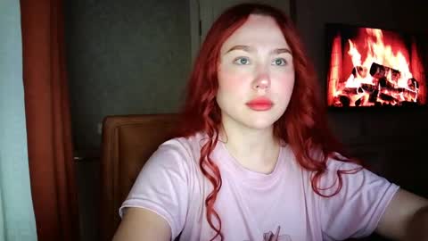 Snapshot of lolaamint_ chatting on May 2026 02:01:02 PM LolaaMint online show from May 2026 02:01:02 PM