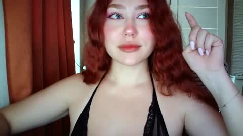 Snapshot of lolaamint_ chatting on June 2026 10:25:02 AM LolaaMint online show from June 2026 10:25:02 AM