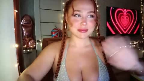 Snapshot of lolaamint_ chatting on August 2026 11:35:02 AM LolaaMint online show from August 2026 11:35:02 AM
