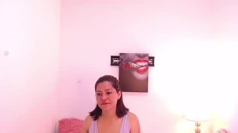 lolaandcamille online show from November 2025 09:39:01 AM