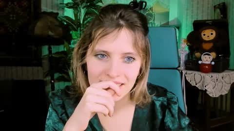 Snapshot of lolaasmus chatting on February 2025 08:12:02 AM I consider myself the god Loki but life just calls me LOL online show from February 2025 08:12:02 AM