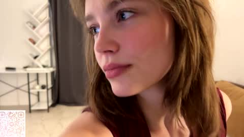 Snapshot of lolaatatee chatting on April 2026 03:27:02 PM lolaatatee online show from April 2026 03:27:02 PM