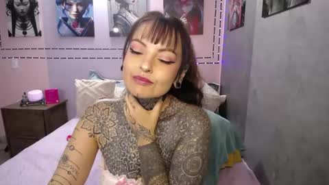 Snapshot of lolabrouse__ chatting on July 2026 08:55:01 PM Lola online show from July 2026 08:55:01 PM