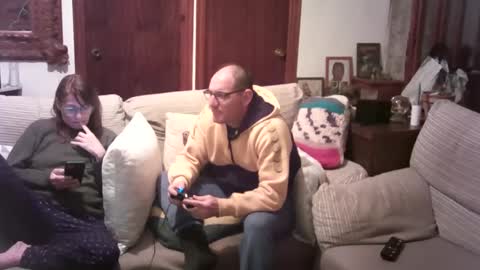 LOLA HUESO y ERIC online show from February 2025 06:10:02 PM