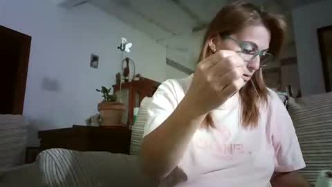 LOLA HUESO y ERIC online show from October 2025 08:24:02 AM