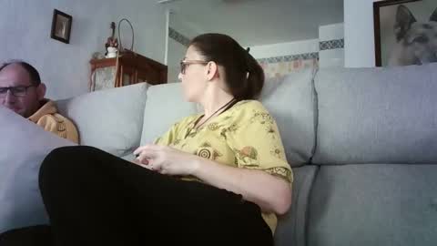 Snapshot of lolahueso chatting on April 2026 02:48:01 PM LOLA HUESO y ERIC online show from April 2026 02:48:01 PM