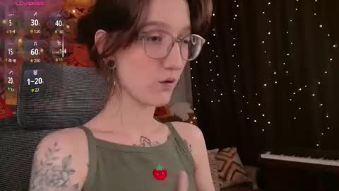 Snapshot of lolami_ chatting on June 2026 07:06:01 AM lolami_ online show from June 2026 07:06:01 AM