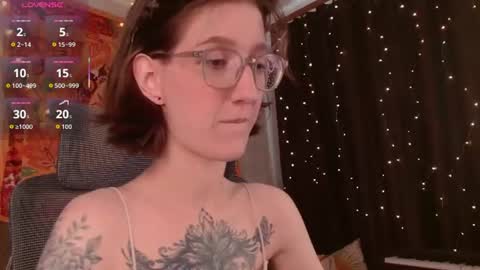 Snapshot of lolami_ chatting on July 2026 07:29:01 AM lolami_ online show from July 2026 07:29:01 AM