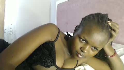 lolamia7 online show from October 2025 05:50:02 AM