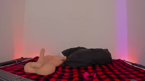 Snapshot of lolap_ chatting on December 2024 09:00:02 PM Lola online show from December 2024 09:00:02 PM