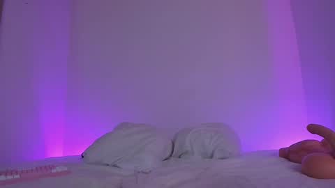 Snapshot of lolap_ chatting on February 2025 01:54:02 AM Lola online show from February 2025 01:54:02 AM