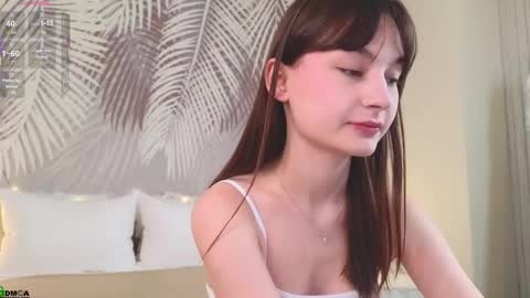 Lola online show from October 2025 01:35:01 AM