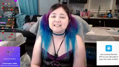 Snapshot of loliluna chatting on June 2026 09:01:01 AM Luna online show from June 2026 09:01:01 AM