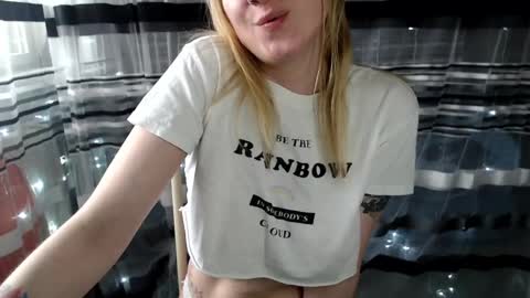 Lisa online show from February 2025 10:37:02 AM