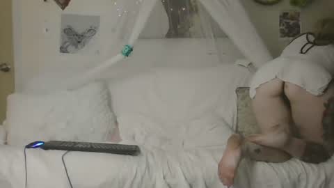 Lollipop Queen online show from October 2025 05:52:01 AM